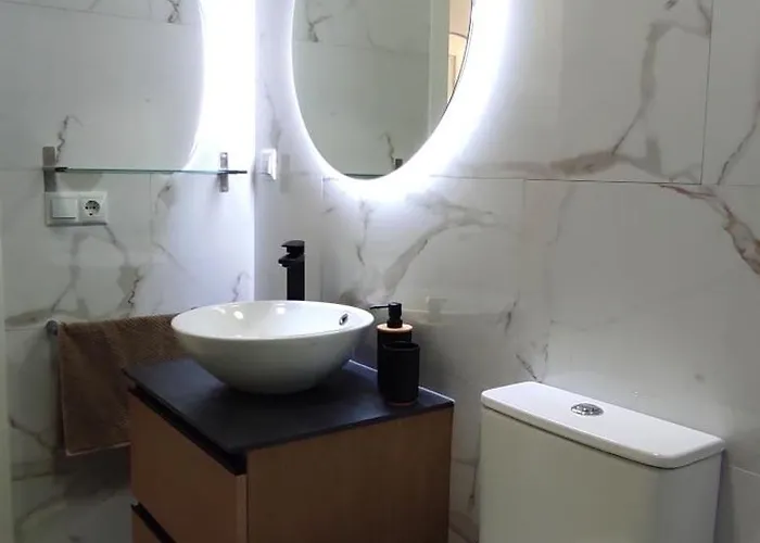 - Orlando أذيخي